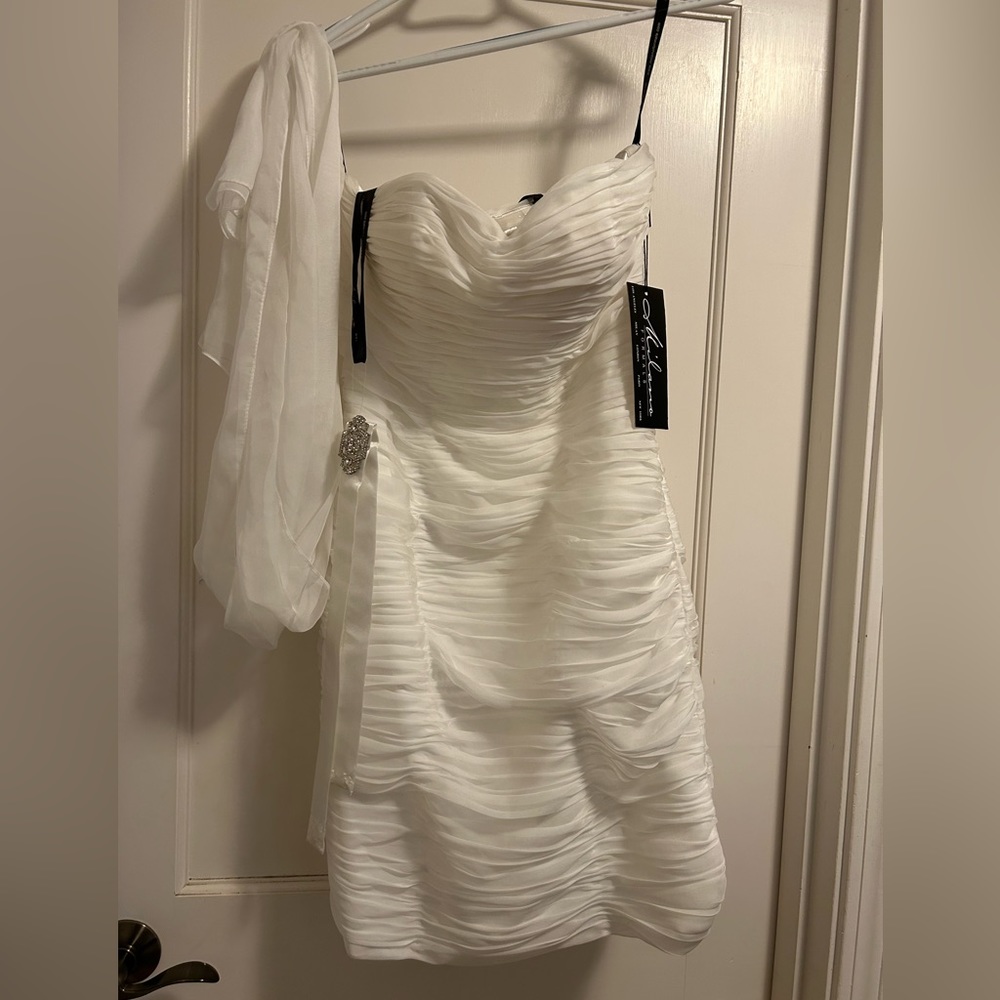Milano Formals strapless dress